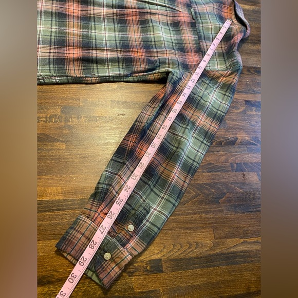 American Eagle Boyfriend Fit Shirts Womens Large Green Ahh-Mazingly Flannel Camo - Picture 11 of 11